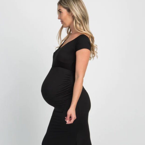 PinkBlush Black Off Shoulder Wrap Maternity Photoshoot Gown/Dress - Picture 2 of 9
